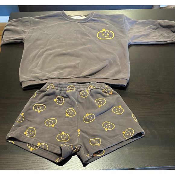 Indy + Pippa Other - Indy + Pippa Kids Halloween Ghost Pumpkin Sweatshirt and Shorts Set Gray